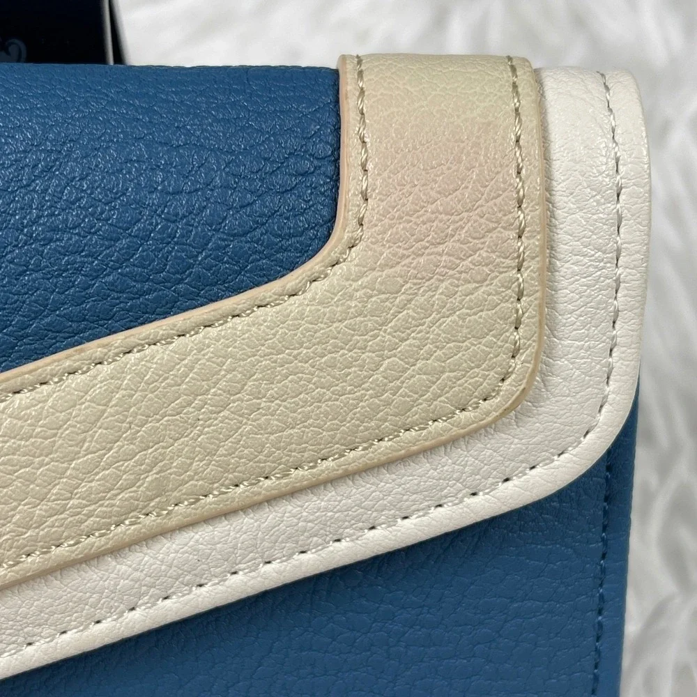 Grace Adele‎ Blue Color Block Pebbled Faux Leather Clutch Wallet Snap Closure